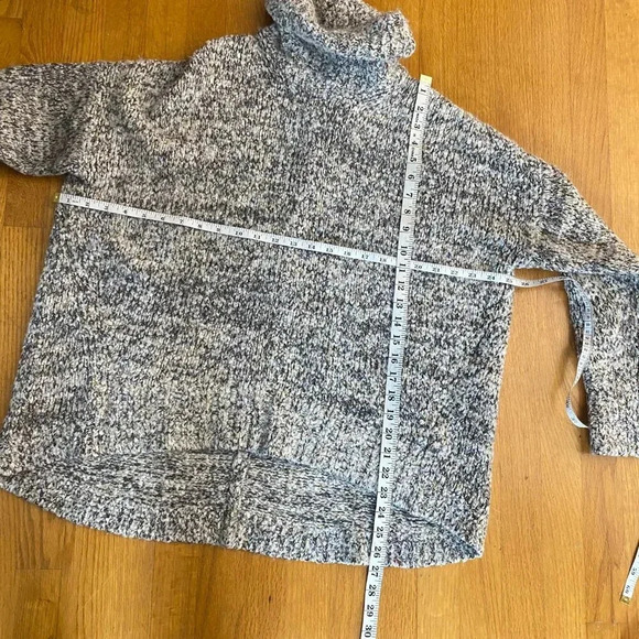 Lou & Grey Sequined Marled Chunky Wool Blend Turtleneck Sweater - Picture 14 of 14